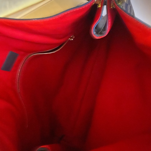 Brand new never used Louis Vuitton Graceful - Picture 5 of 12